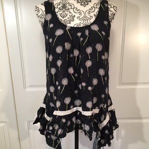Mod Cloth Sleeveless Longer Length Babydoll Top Dandelion Print Women's medium